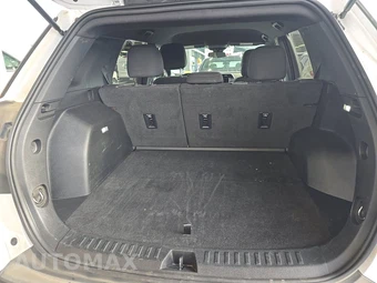 2025 GMC Terrain Elevation 3SB - miniatura 17