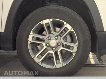 2025 GMC Terrain Elevation 3SB - miniatura 10