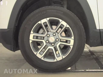 2025 GMC Terrain Elevation 3SB - miniatura 9