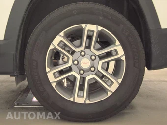 2025 GMC Terrain Elevation 3SB - miniatura 12