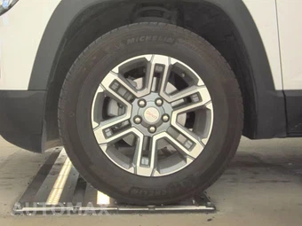 2025 GMC Terrain Elevation 3SB - miniatura 9