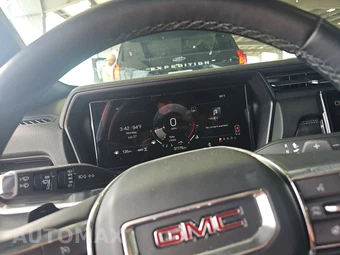 2025 GMC Terrain Elevation 3SB - miniatura 18