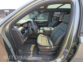2025 GMC Yukon AT4 4SB - miniatura 3