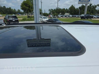 2025 GMC Yukon AT4 4SB - miniatura 9