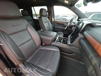 2025 GMC Yukon Denali 5SA - miniatura 8
