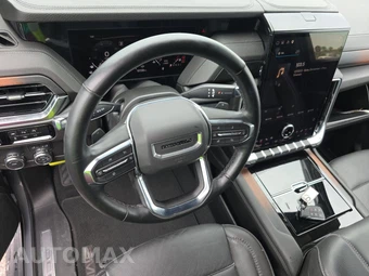 2025 GMC Yukon Denali 5SA - miniatura 10
