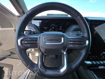2025 GMC Yukon Denali 5SA - miniatura 10