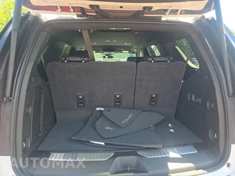 2025 GMC Yukon Denali 5SA - miniatura 17