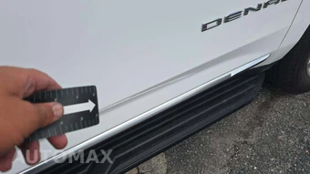 2025 GMC Yukon Denali 5SA - miniatura 21