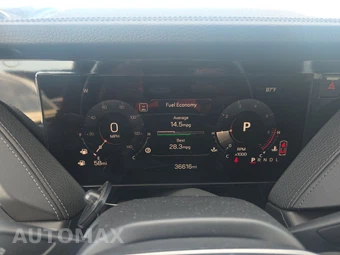 2025 GMC Yukon Denali 5SA - miniatura 12