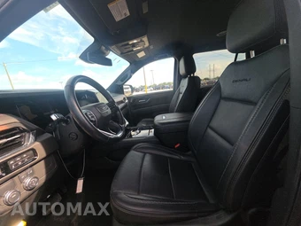 2025 GMC Yukon Denali 5SA - miniatura 7