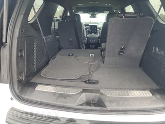 2025 GMC Yukon Denali 5SA - miniatura 17