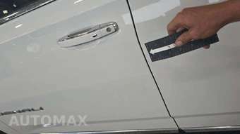 2025 GMC Yukon Denali 5SA - miniatura 21