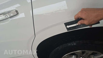 2025 GMC Yukon Denali 5SA - miniatura 25
