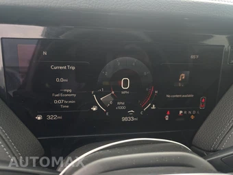 2025 GMC Yukon Denali 5SA - miniatura 12