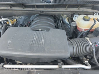 2025 GMC Yukon Denali 5SA - miniatura 16