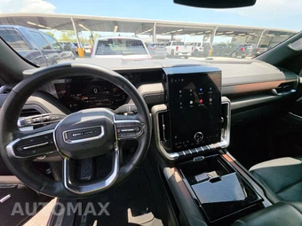 2025 GMC Yukon Denali 5SA - miniatura 11