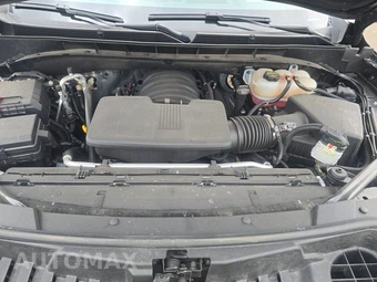 2025 GMC Yukon Denali 5SA - miniatura 16