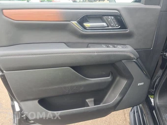 2025 GMC Yukon Denali 5SA - miniatura 9