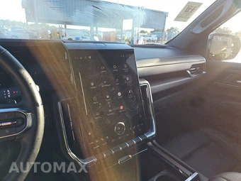 2025 GMC Yukon Denali 5SA - miniatura 11