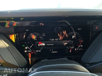 2025 GMC Yukon Denali 5SA - miniatura 12