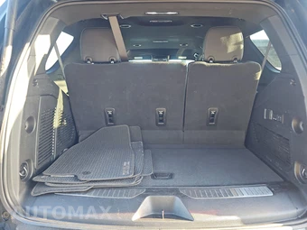 2025 GMC Yukon Denali 5SA - miniatura 17