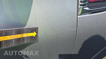 2025 GMC Yukon Denali 5SA - miniatura 24