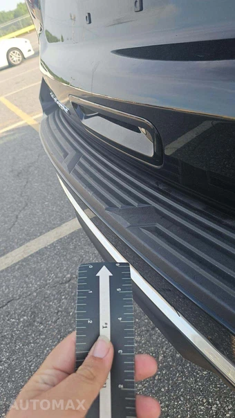 2025 GMC Yukon Denali 5SA - miniatura 23
