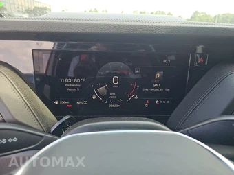 2025 GMC Yukon Denali 5SA - miniatura 12