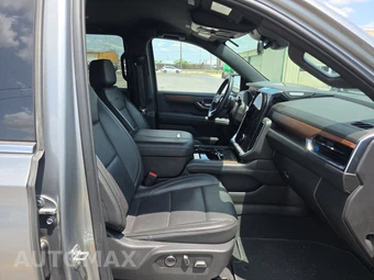 2025 GMC Yukon Denali 5SA - miniatura 8