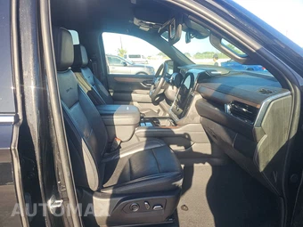 2025 GMC Yukon Denali 5SA - miniatura 8
