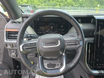 2025 GMC Yukon Denali 5SA - miniatura 10