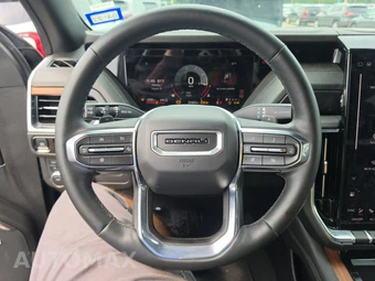 2025 GMC Yukon Denali 5SA - miniatura 10