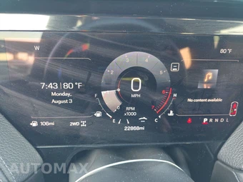 2025 GMC Yukon Denali 5SA - miniatura 12