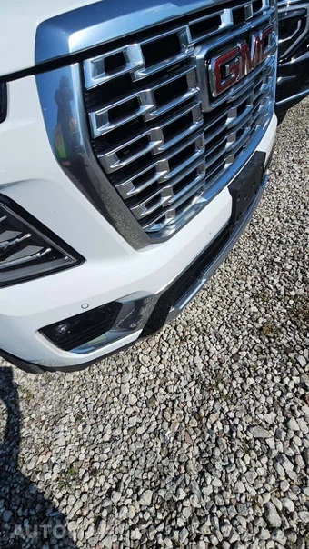 2025 GMC Yukon Denali 5SA - miniatura 19