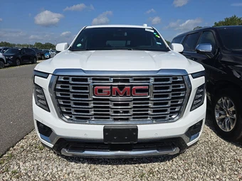 2025 GMC Yukon Denali 5SA - miniatura 2
