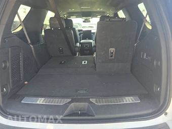 2025 GMC Yukon Denali 5SA - miniatura 17