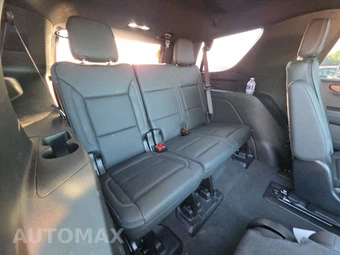 2025 GMC Yukon Denali 5SA - miniatura 14