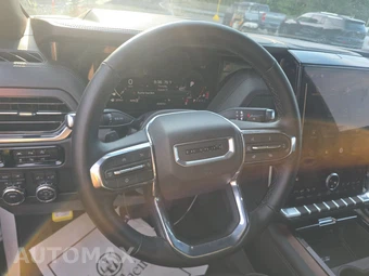 2025 GMC Yukon Denali 5SA - miniatura 10