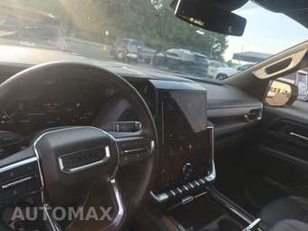 2025 GMC Yukon Denali 5SA - miniatura 11