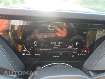 2025 GMC Yukon Denali 5SA - miniatura 12
