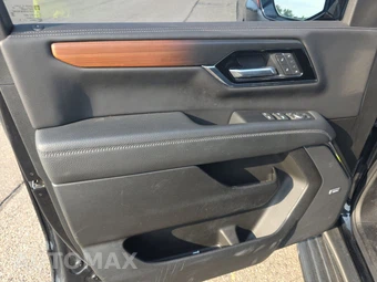 2025 GMC Yukon Denali 5SA - miniatura 9