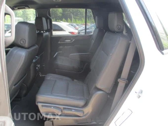 2025 GMC Yukon Denali 5SA - miniatura 12