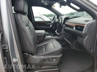 2025 GMC Yukon Denali 5SA - miniatura 8