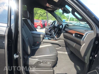 2025 GMC Yukon Denali 5SA - miniatura 8