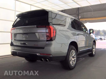2025 GMC Yukon Denali 5SA - miniatura 4