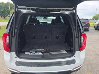 2025 GMC Yukon Denali 5SA - miniatura 15
