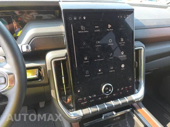 2025 GMC Yukon Denali 5SA - miniatura 11