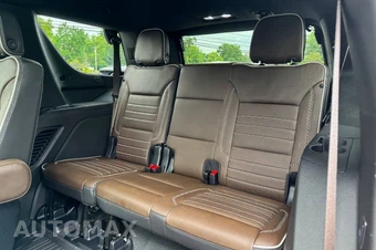 2025 GMC Yukon Denali Ultimate 5SB - miniatura 29