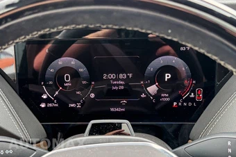 2025 GMC Yukon Denali Ultimate 5SB - miniatura 41